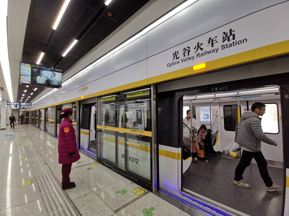 为何越来越多鄂城区和黄州区的人，选择在葛店南坐地铁到武汉？