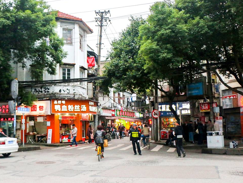 武汉值得一去的老街，被称为“武汉的缩影”，文化深厚景点众多