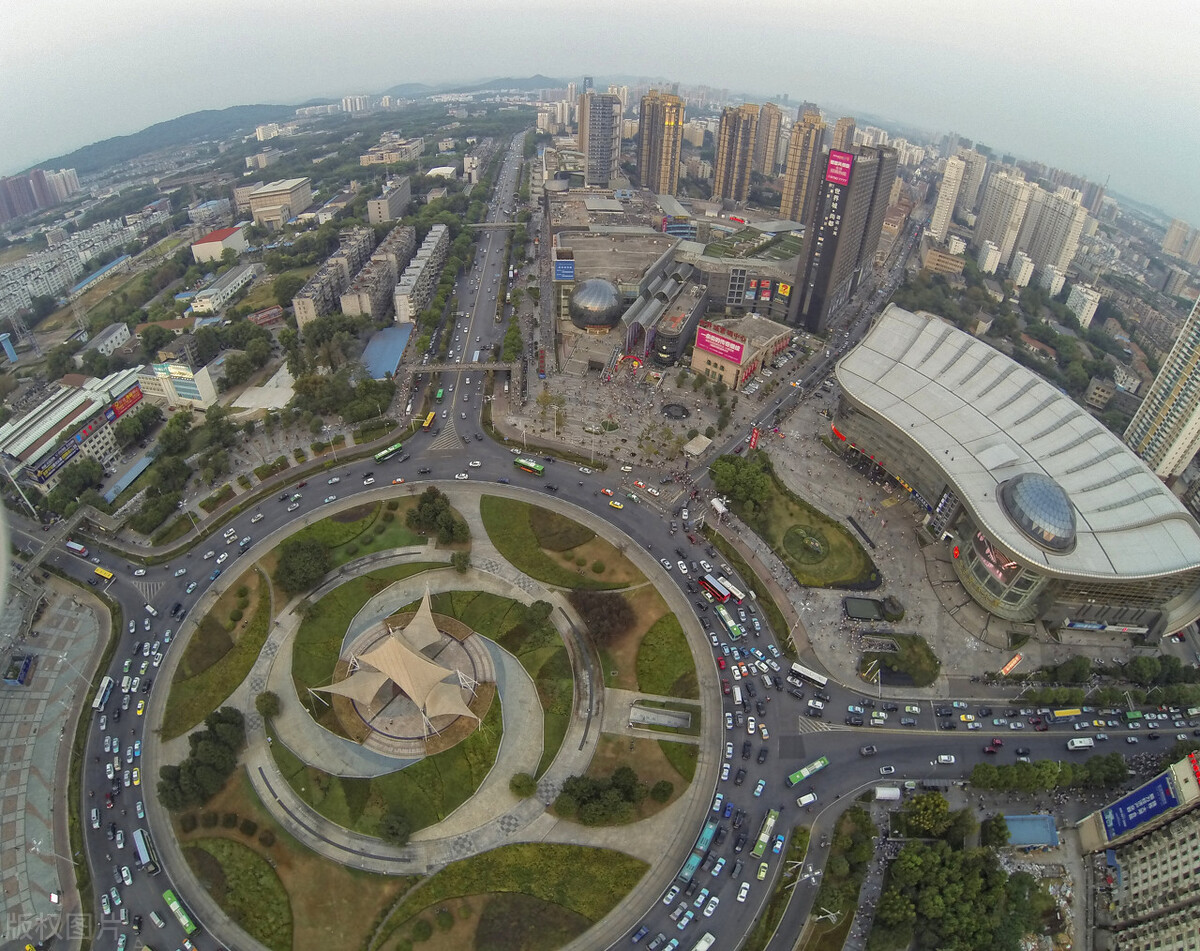 当年总被人说是“大县城”，现在的武汉全球瞩目
