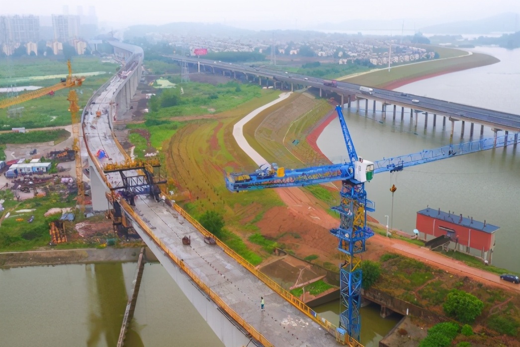 武汉迎最美观江景城轨，或实现这4个区的路网形成，预计12月开通
