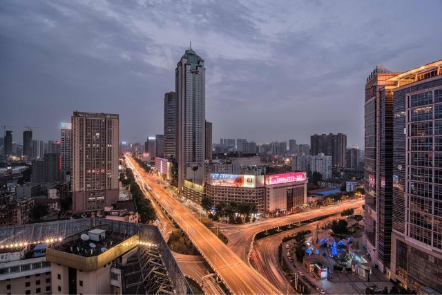 武汉近几年发展遇到瓶颈，被其他城市碾压？