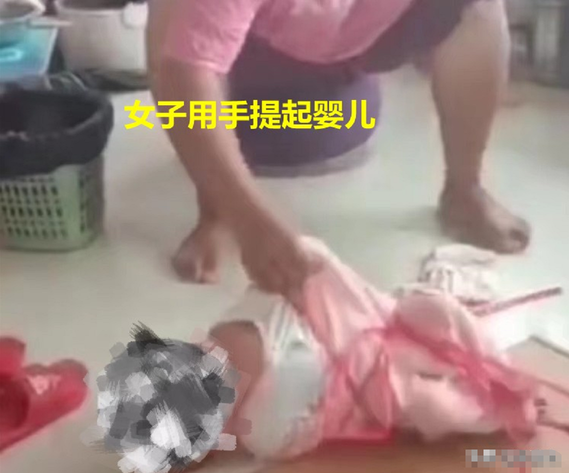 广东一女子用拖鞋多次抽打婴儿脸，警方：涉事女子被带走，已介入调查