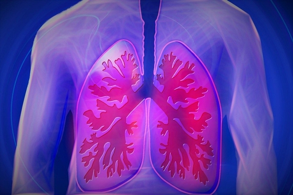 钟南山建议40岁以上每年查肺功能：预防慢阻肺