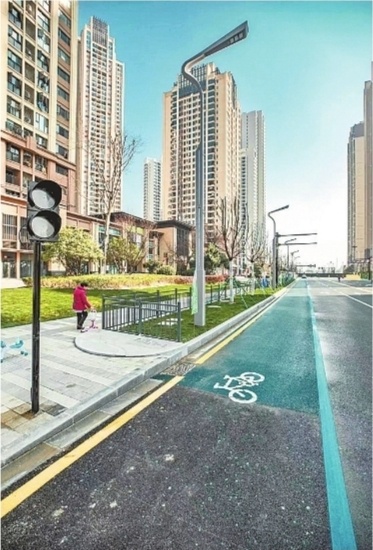 汉江南岸新增一条“精装修”大道 知音大道先行示范段正式通车